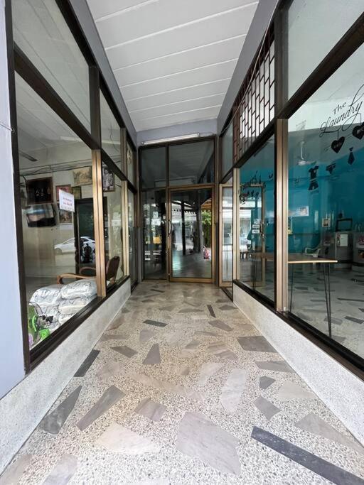107 Wanna Apartment Pattaya Buitenkant foto